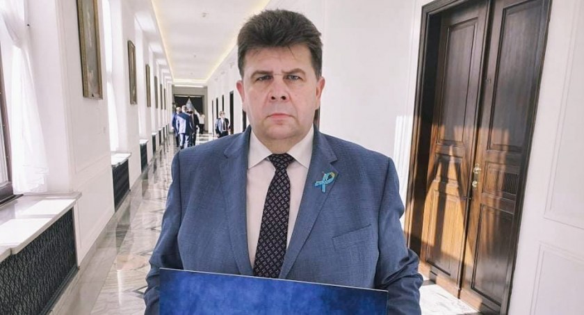 Nowa - Żelazna Kurtyna