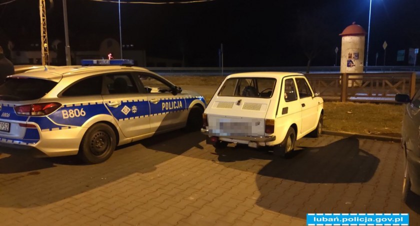 Ukradł malucha i pojechał nim okraść sklep