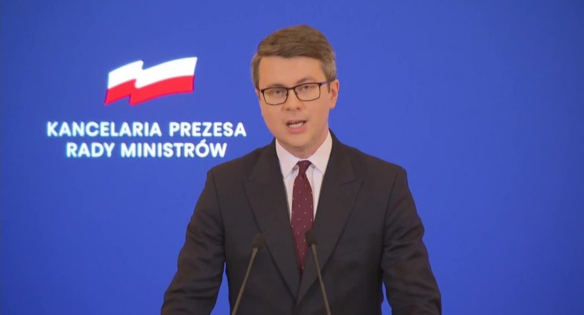 Rzecznik rządu: Polska będzie mrozić majątki podmiotów wspierających Rosję