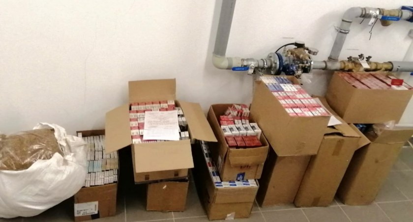 KAS wykryła nielegalne wyroby tytoniowe na targowisku w Sieniawce