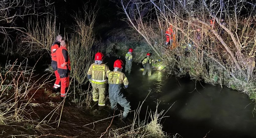 Pociąg potrącił mężczyznę śpiącego na torach