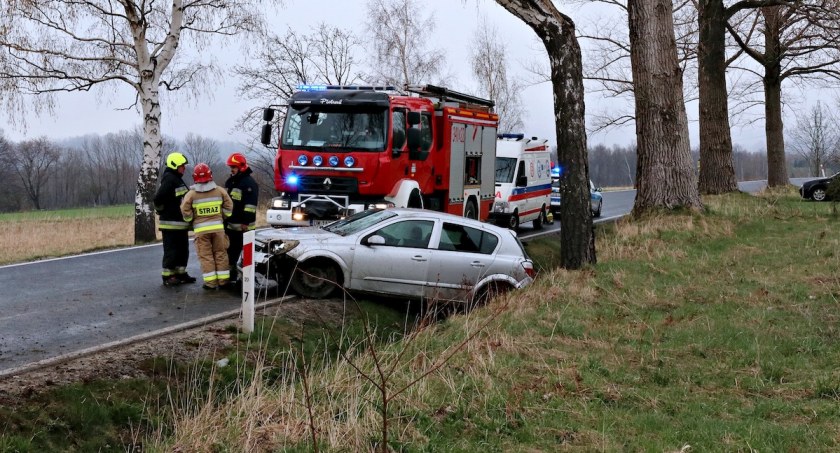 Dwa zdarzenia drogowe. Warunki do jazdy znacznie się pogorszyły