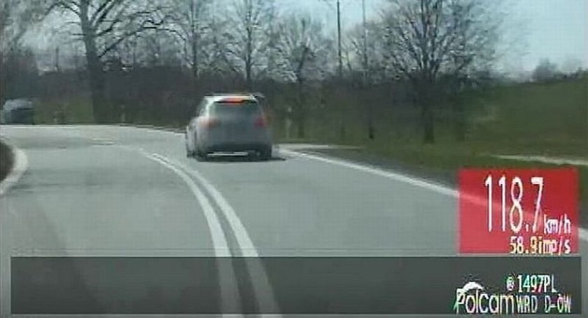 Komplet punktów karnych i 2500 zł mandatu dla pirata drogowego