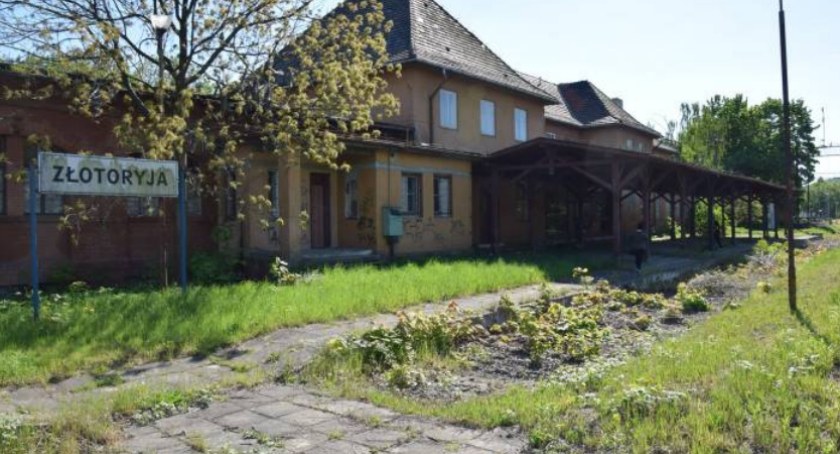 Pociągiem do Bogatyni i Złotoryi. Kolej plus dla Dolnego Śląska