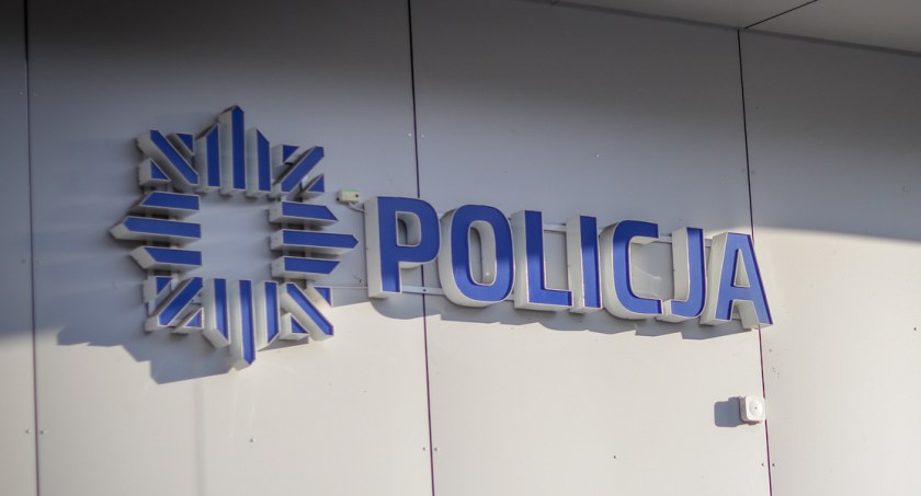 Kowary : Policjanci zatrzymali kobietę podejrzaną o kradzieże sklepowe