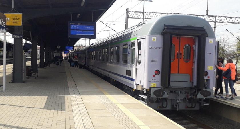 PKP INTERCITY - Okazyjne ceny biletów na pociągi dalekobieżne