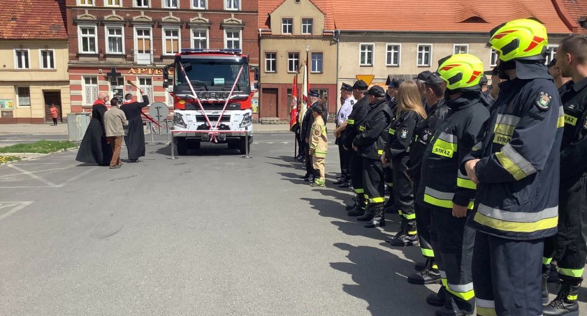 Kolejne nowe wozy dla OSP w regionie