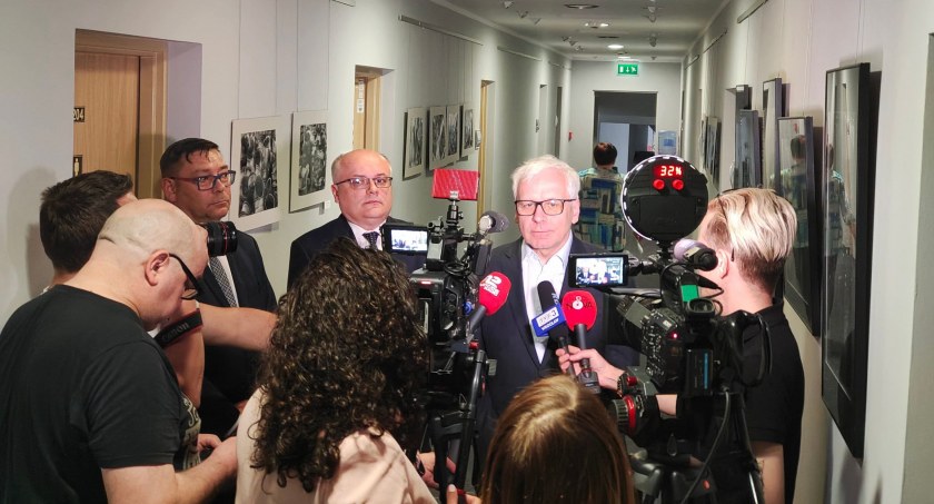 Nowe karetki dla jeleniogórskiego szpitala