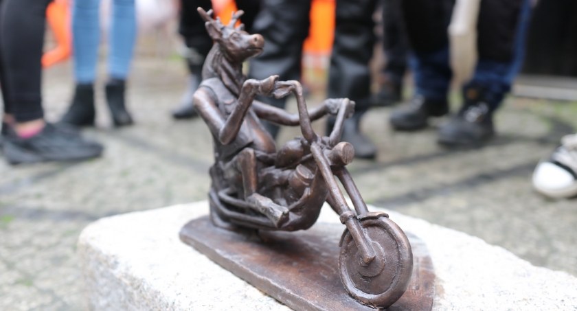 Ósma figurka na Szlaku Jelonka odsłonięta
