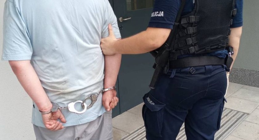 Nie chciał oddać skradzionego towaru. Został zatrzymany