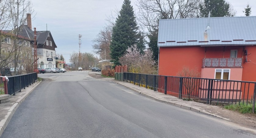 Rozstrzygnięto przetarg na bieżące utrzymanie obiektów inżynierskich w powiecie