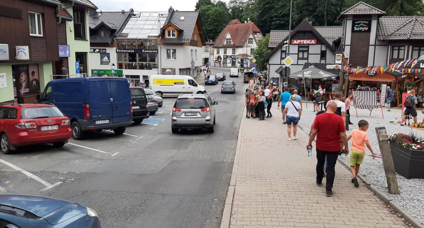 Ulica 1 Maja w Szklarskiej Porębie doczeka się remontu?