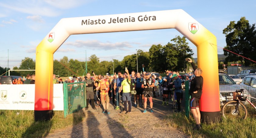 Rajd Izersko-Karkonoski wystartował. Dziś dystans 120 km