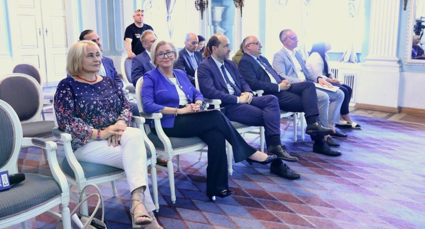 Ogromne pieniądze dla Jeleniej Góry. Kwota robi wrażenie