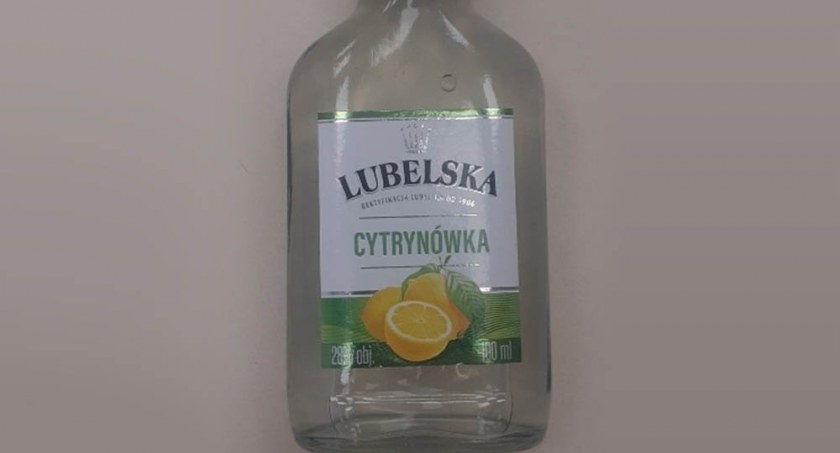 Cytrynówka z kawałkami szkła