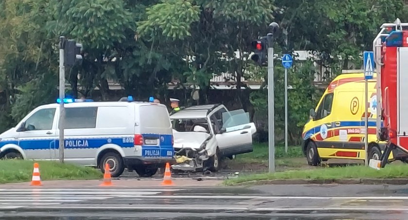 Dramatyczne sceny na Zabobrzu. Wypadek na alei Jana Pawła