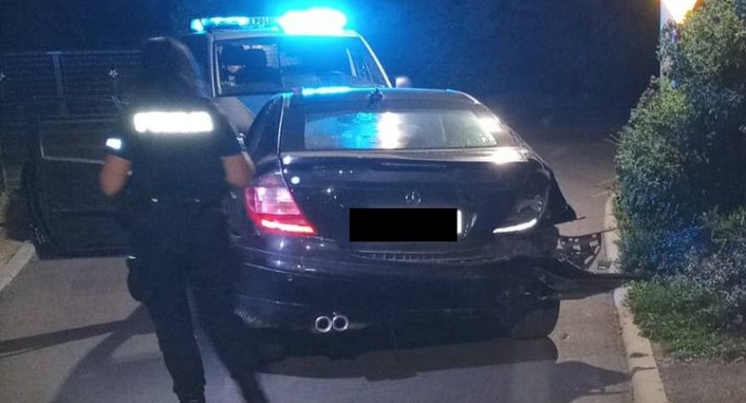 Policjanci zatrzymali nietrzeźwego 17-latka, który spowodował kolizję