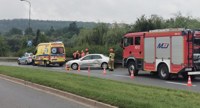Zderzenie na alei Jana Pawła II. Są utrudnienia w ruchu