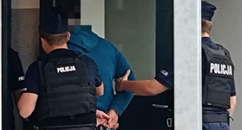 Jeleniogórzanin poszukiwany między innymi 5 listami gończymi zatrzymany