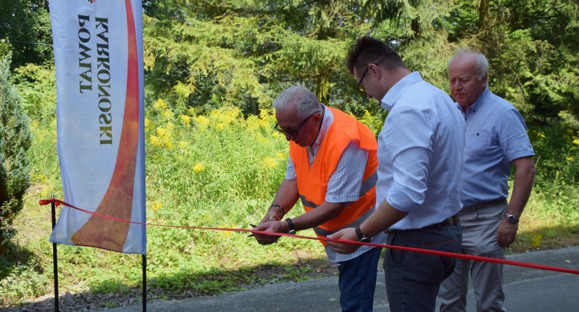 Nowa droga w powiecie karkonoskim oddana do użytku