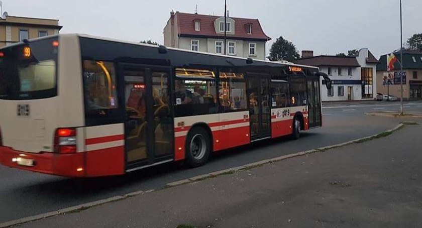 Miasto o zmniejszeniu ilości kursów autobusów MZK
