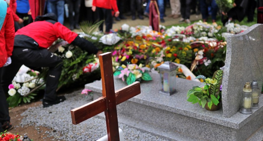 Ostatnie pożegnanie Andrzeja i Roksany