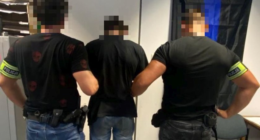 Nożem do tapet groził sprzedawcom, którzy chcieli mu odebrać skradziony towar