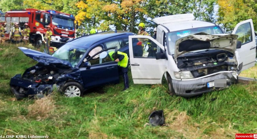 Poważny wypadek na DK 30. Ruch odbywa się wahadłowo