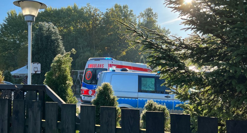 Tragedia na osiedlu Czarne. Ze stawu wyłowiono ciało kobiety