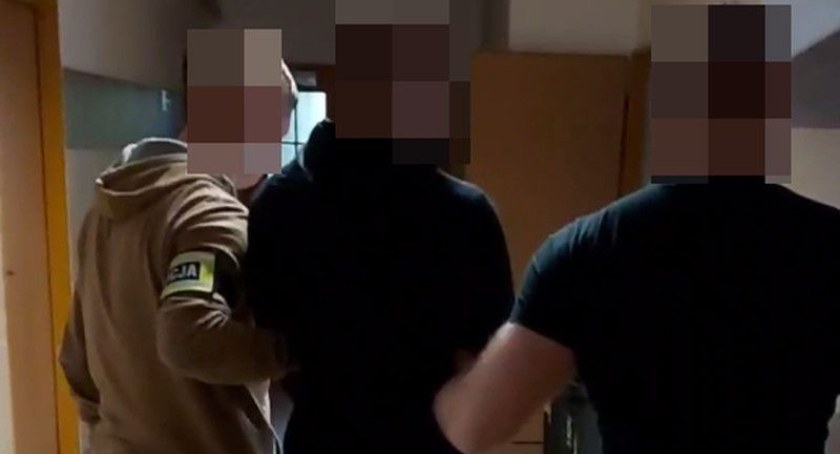 Po kłótni z partnerką, złość wyładował na elewacji oraz ekspozycji sklepowej