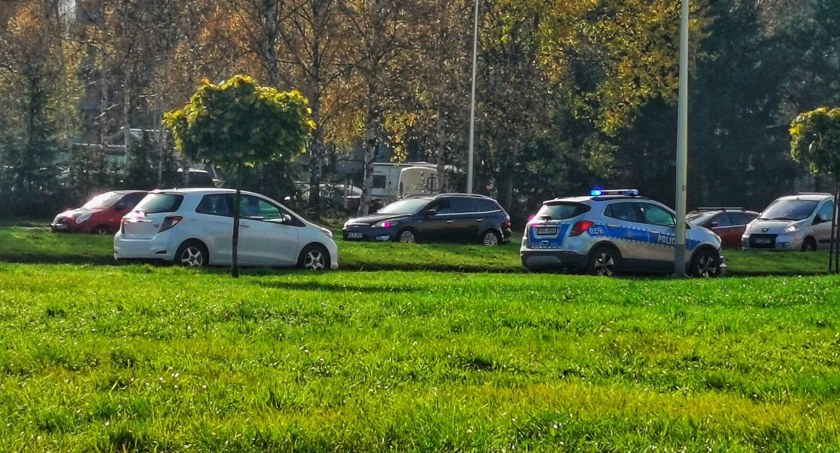Kolizja z radiowozem na alei Jana Pawła II