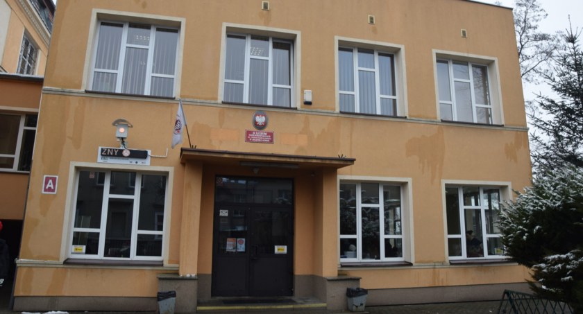 Liceum w Cieplicach - Szkoła, która chce uczyć tolerancji