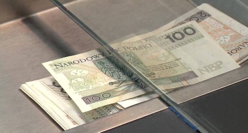 Co zdrożeje w 2023 roku? Według ekonomistów - wszystko, a wysoka inflacja zostanie z nami na lata