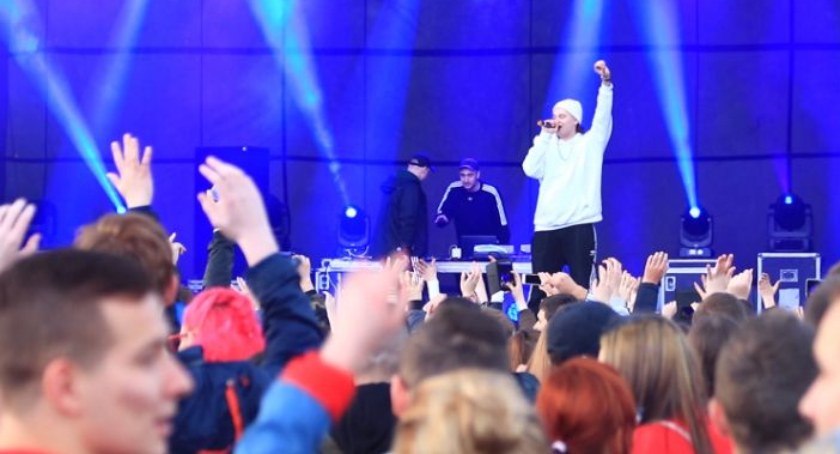 Na jeleniogórskich błoniach powstanie scena?
