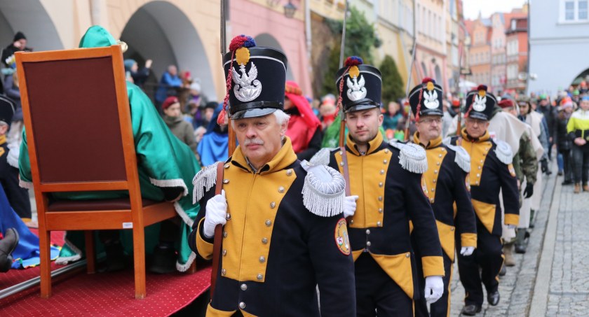 Ulicami Jeleniej Góry przeszedł Orszak Trzech Króli