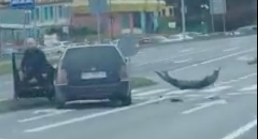 Na ulicy Sobieskiego zderzyły się dwa samochody osobowe