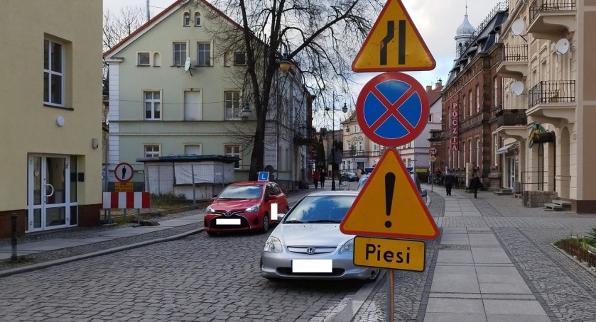 Zmiana organizacji ruchu w Cieplicach. Sprawdź, aby uniknąć mandatu