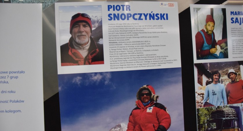 Wystawa fotograficzna poświęcona ratownikom górskim
