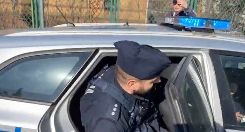 Awantura pod Sądem Rejonowym w Jeleniej Górze