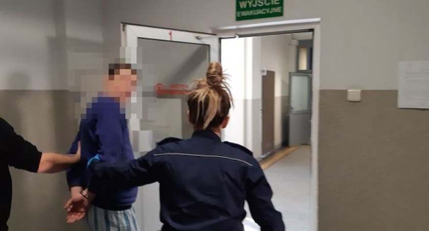 Świeradów-Zdrój: Wpadł w szał i zdemolował hotelowy pokój