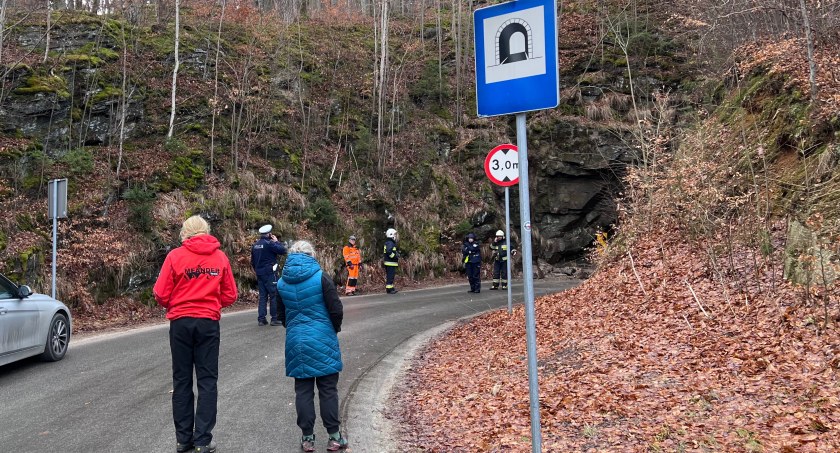 Prace przy tunelu zakończone, droga przejezdna. Czy będzie już bezpiecznie?