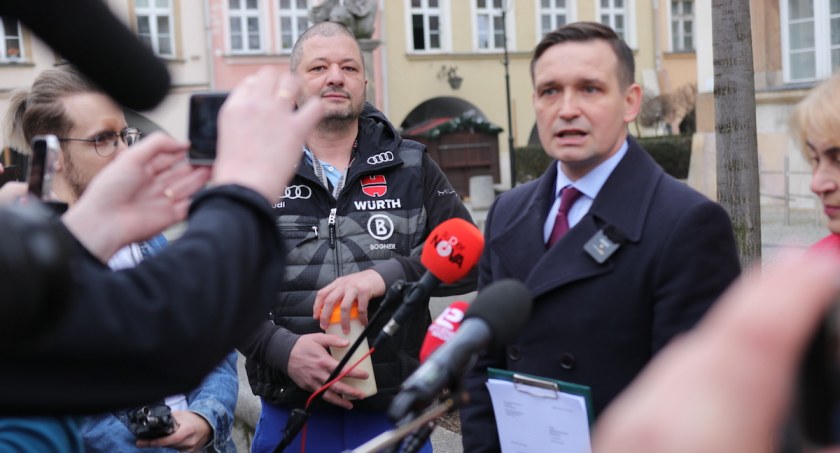 Jeleniogórskie Pogotowie Ratunkowe oczami polityków Koalicji Obywatelskiej