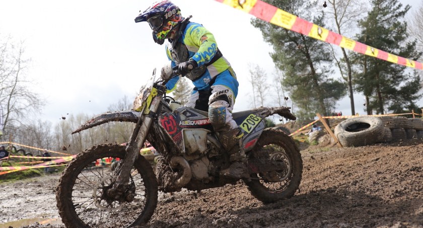 Pierwszy dzień Mistrzostw Polski Enduro w Siedlęcinie