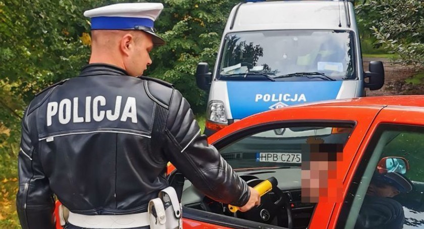 Sześciu kierowców wsiadło za kierownicę po alkoholu. Akcja Trzeźwy Poranek