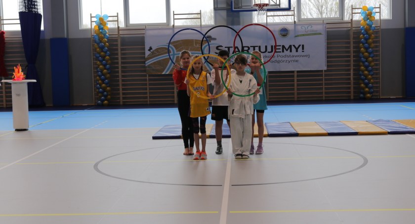 Hala sportowa przy Szkole Podstawowej w Podgórzynie oficjalnie otwarta!