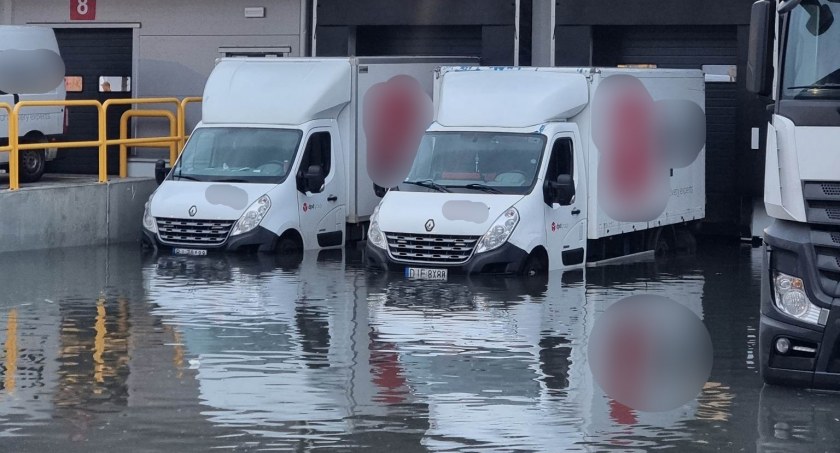 Lokalne podtopienia skutkiem ulewnych deszczy