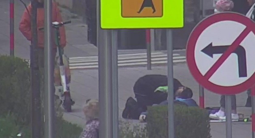 Strażnik miejski udzielił pierwszej pomocy mężczyźnie