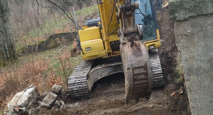 Uszkodzona rura gazowa w Szklarskiej Porębie