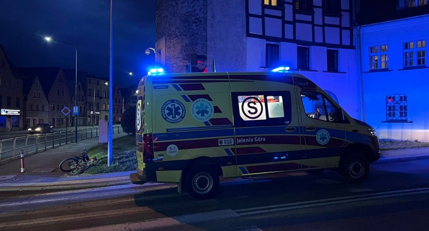 Potrącenie rowerzysty obok Baszty Grodzkiej