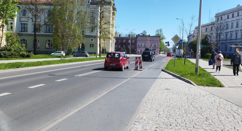 Poprawki na alei Wojska Polskiego. Termin nie został dotrzymany